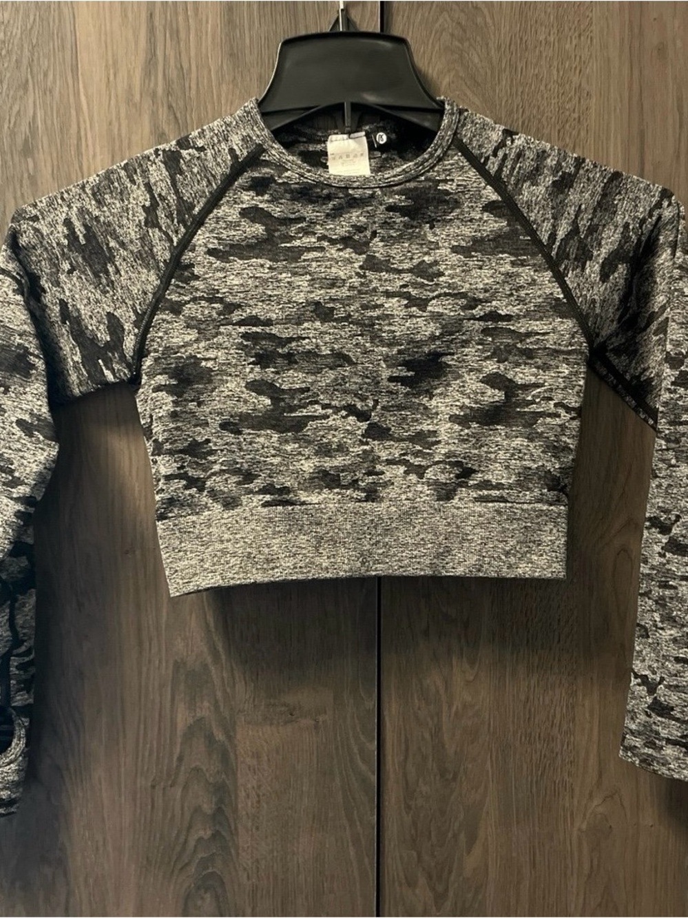 Gray & Black Camouflage Cropped Workout Top